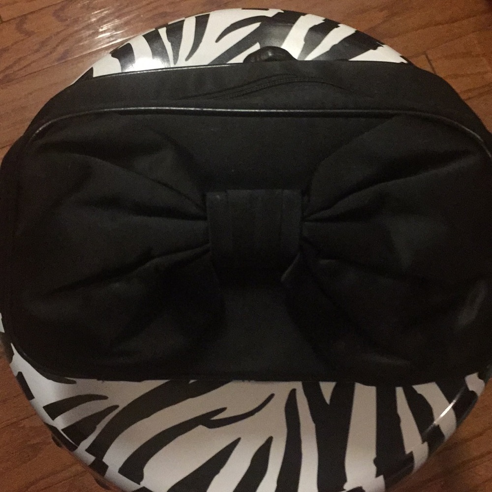 CHRISTIAN DIOR SATIN BOW MAKE-UP/TRAVEL COSMETIC BAG (NEW)